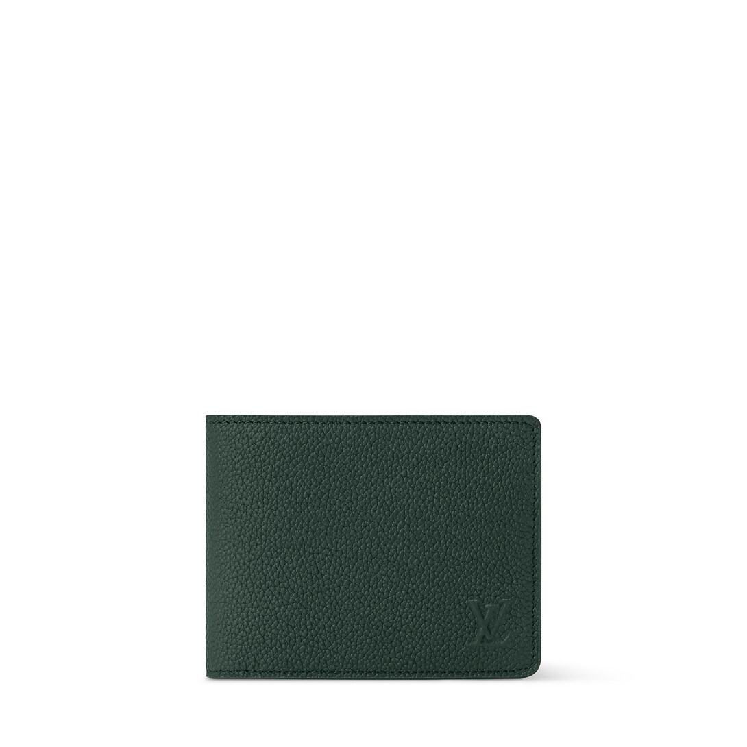 Multiple Wallet M25947 front white background