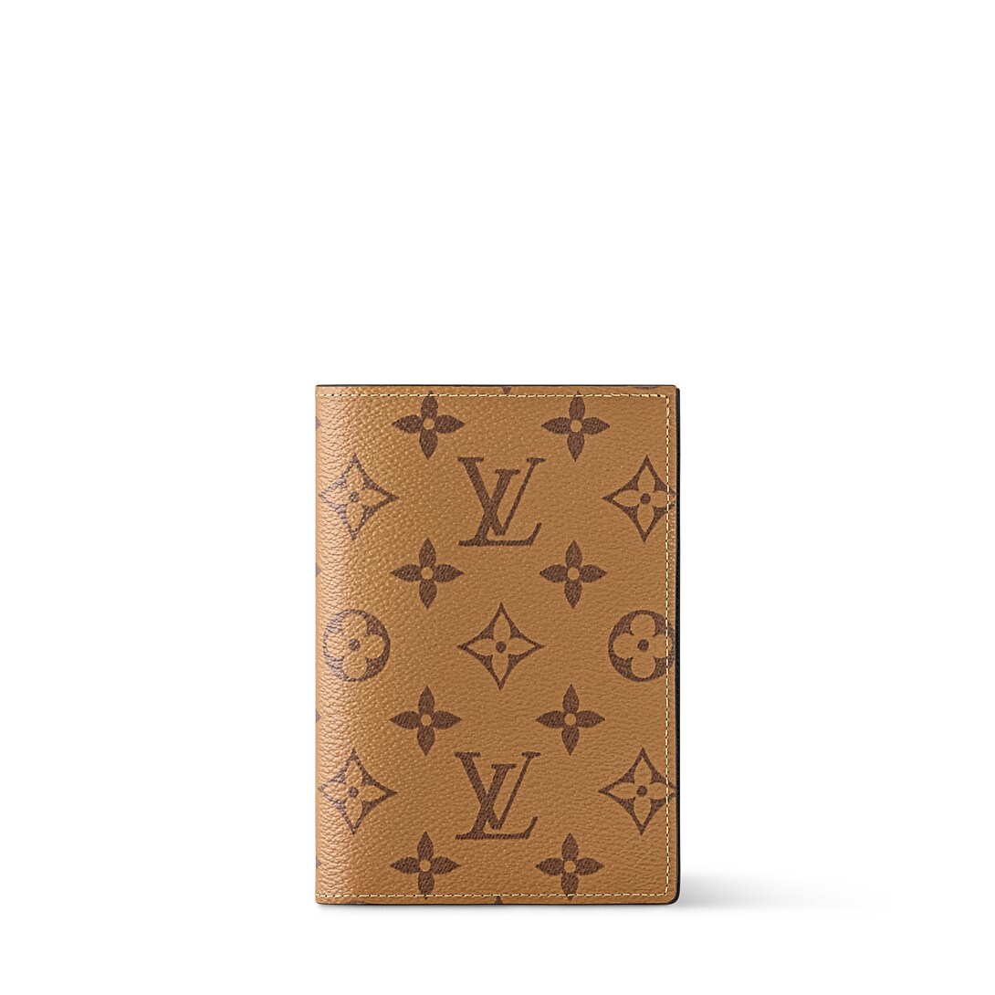 Passport Cover M26571 front white background