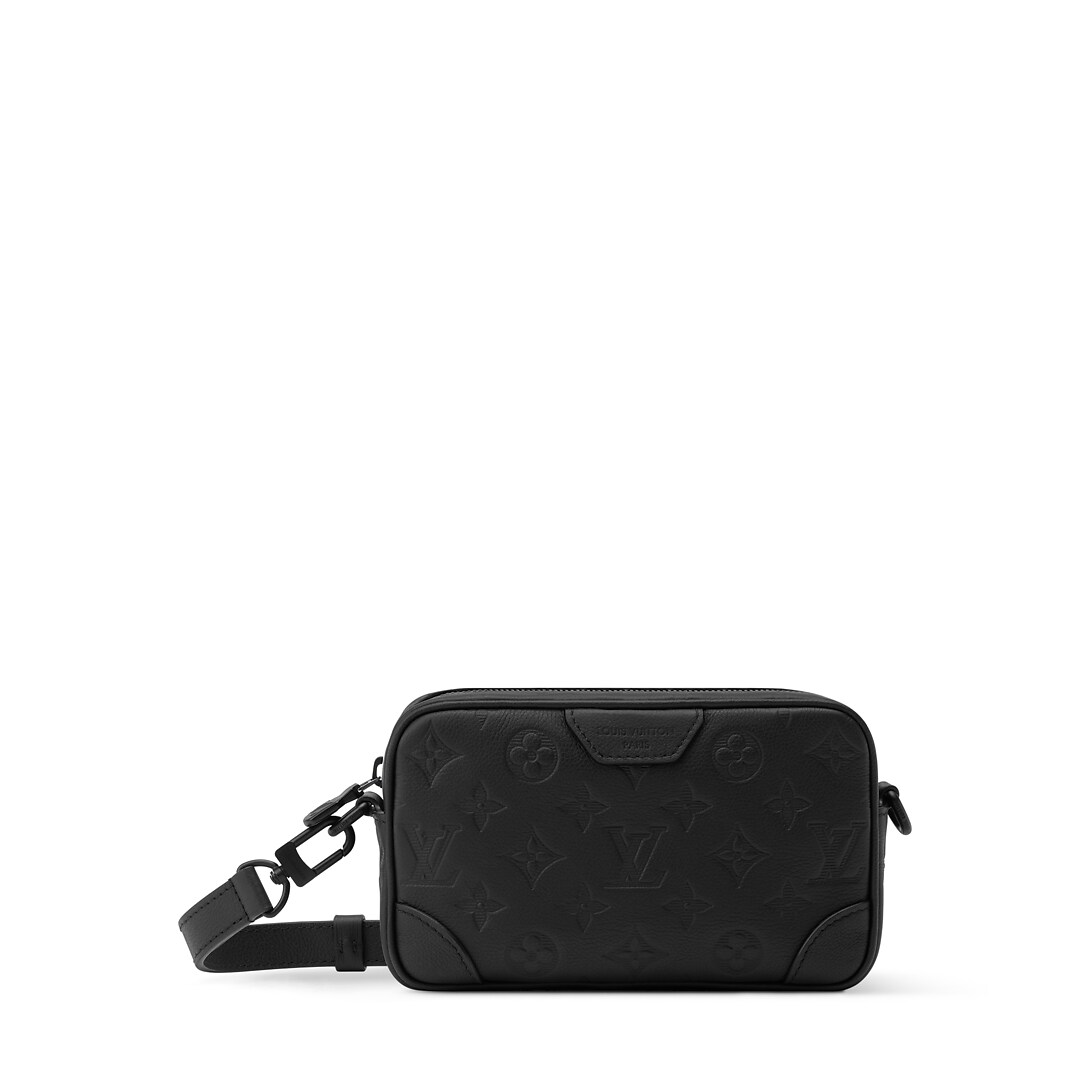 Trocadéro Wearable Wallet M26737 front white background