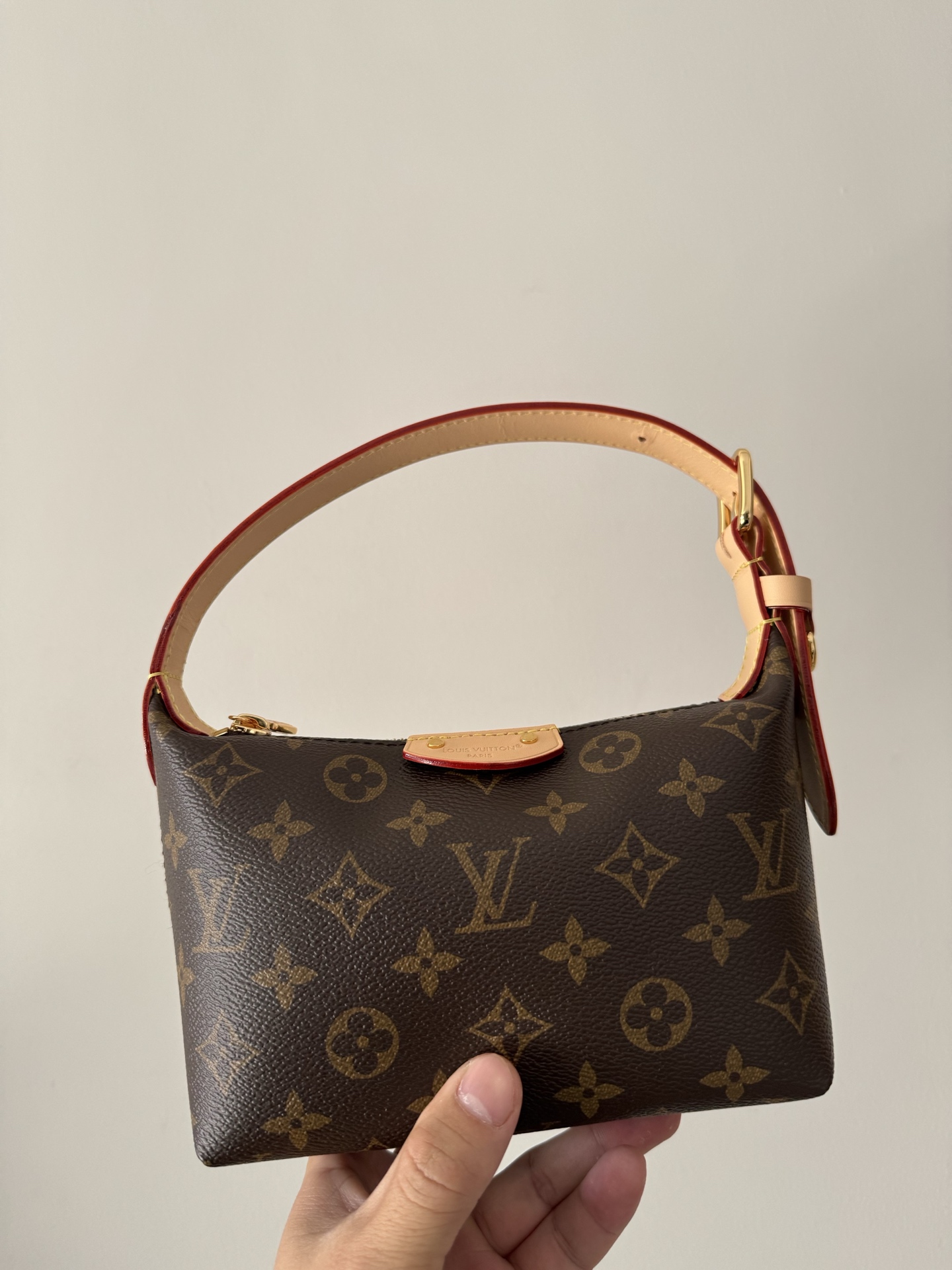 Pochette Hills M27509