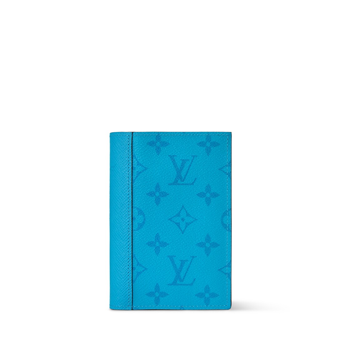 Passport Cover M27653 front white background