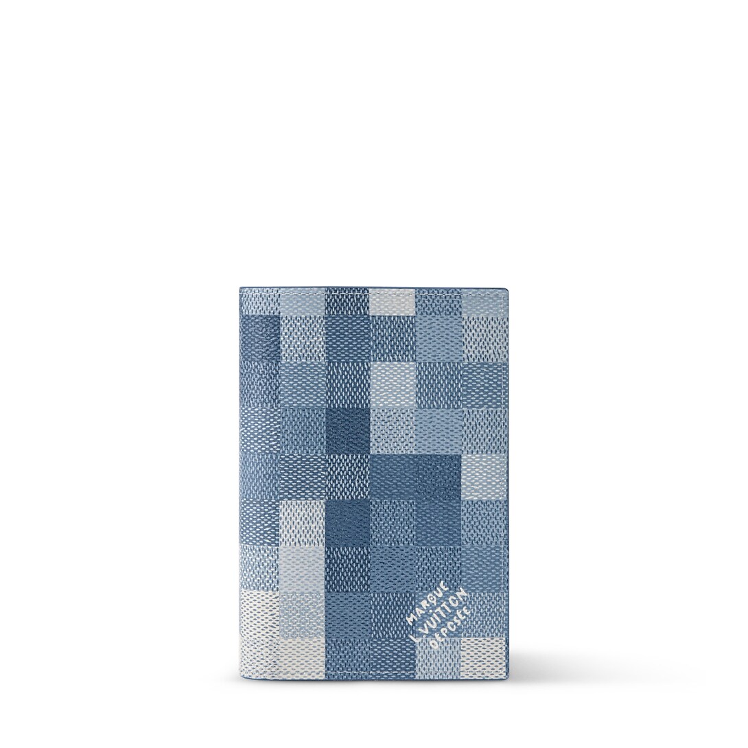 Passport Cover M28616 front white background