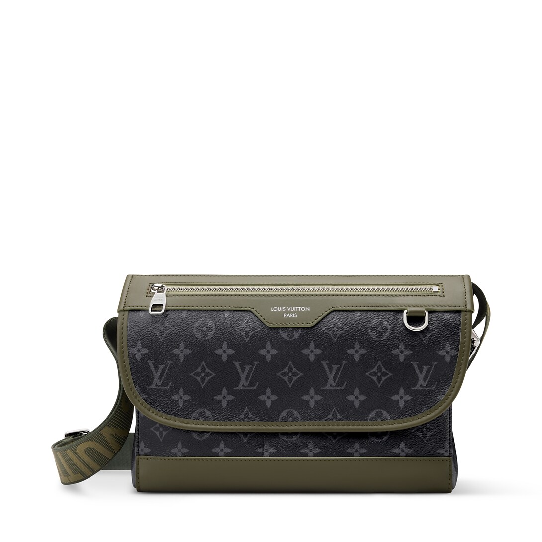 Courrier Messenger M28629 front white background