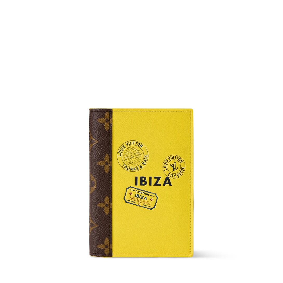 Passport Cover M29102 front white background
