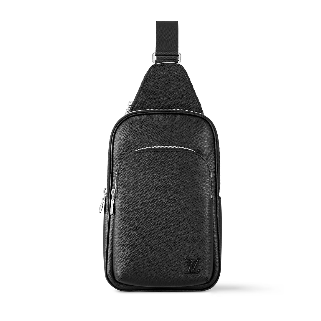 Avenue Slingbag M30863 front white background