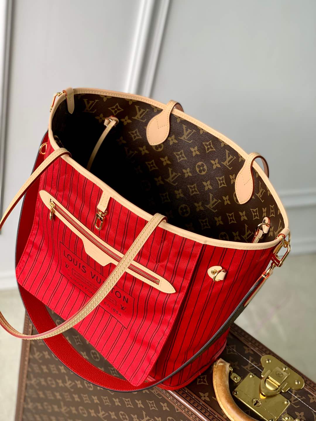 Neverfull Bandoulière Inside Out MM M12096 main 1 image 10