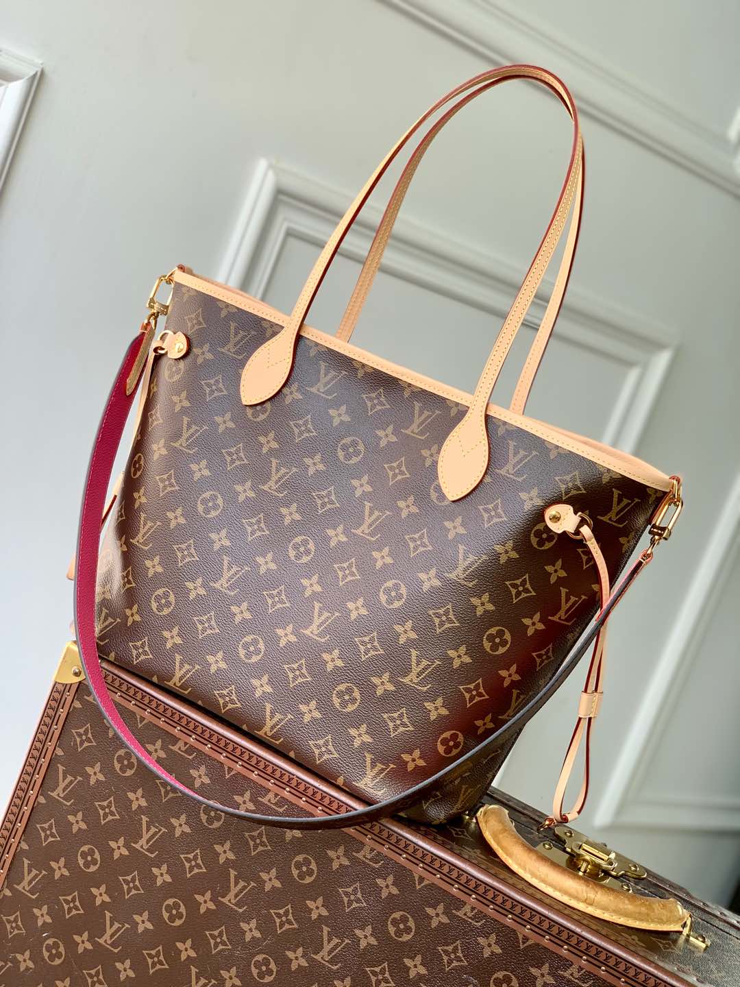 Neverfull Bandoulière Inside Out MM M12257 main 1 image 2
