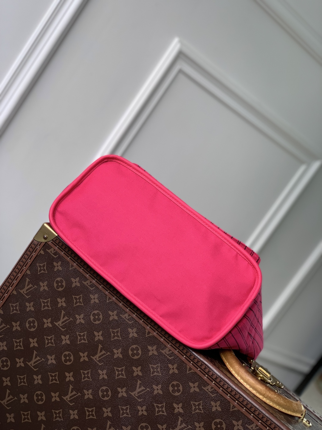 Neverfull Bandoulière Inside Out MM M12707 main 1 image 5
