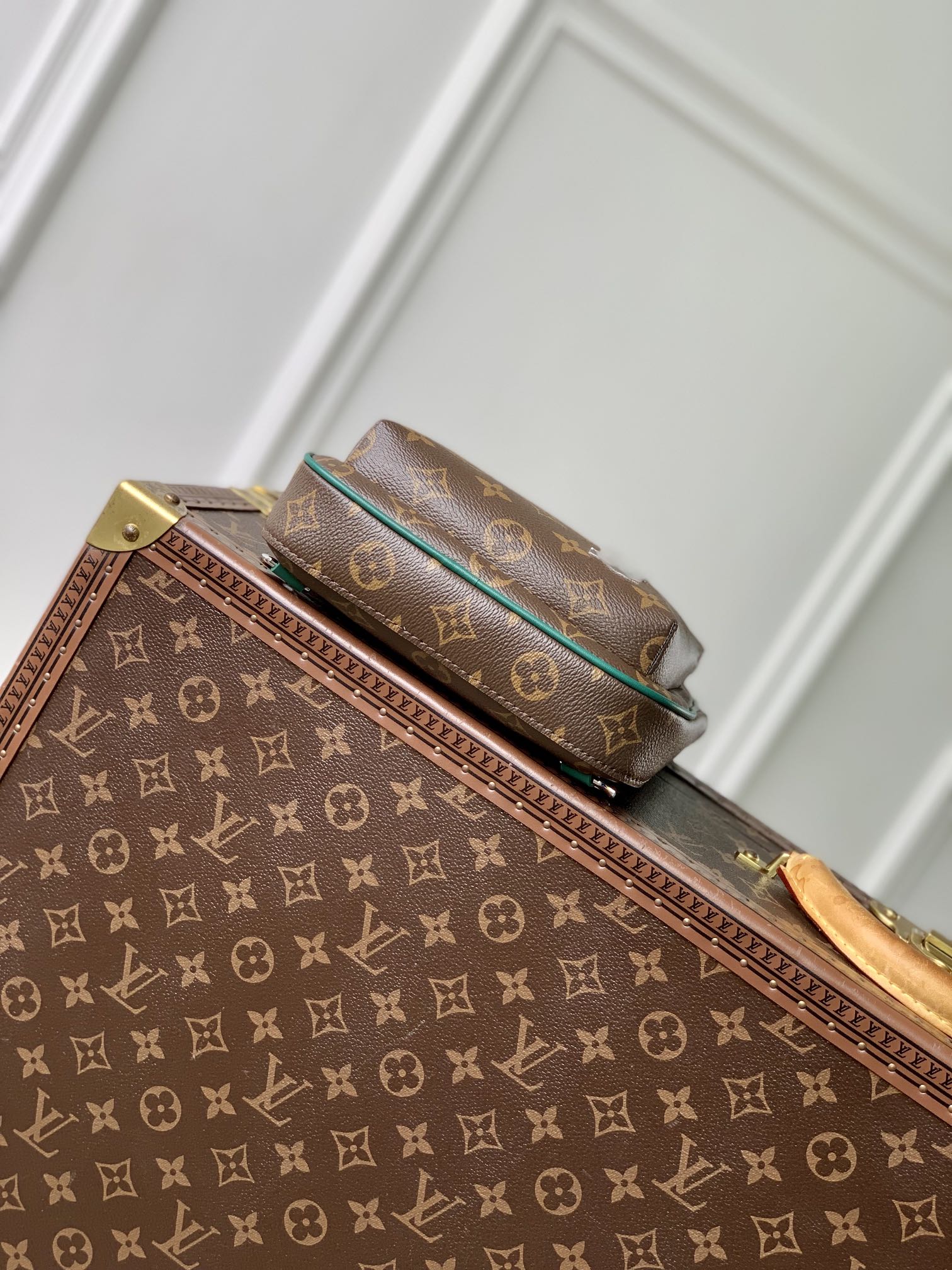 Avenue Slingbag M12734 main 1 image 5