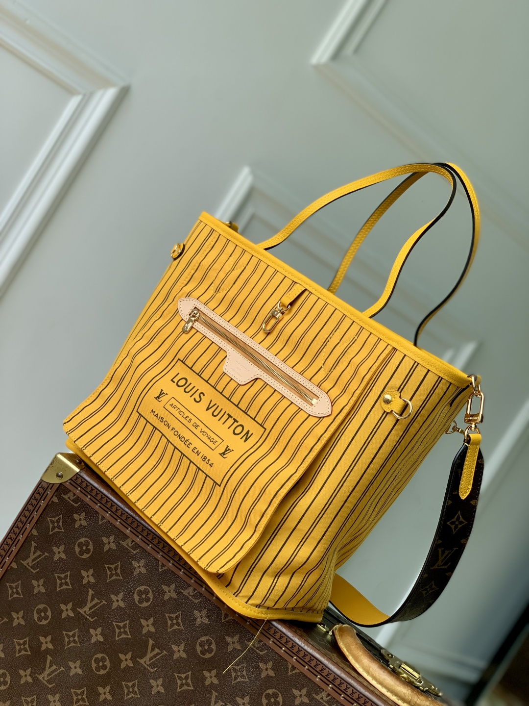 Neverfull Bandoulière Inside Out MM M12779 main 1 image 2