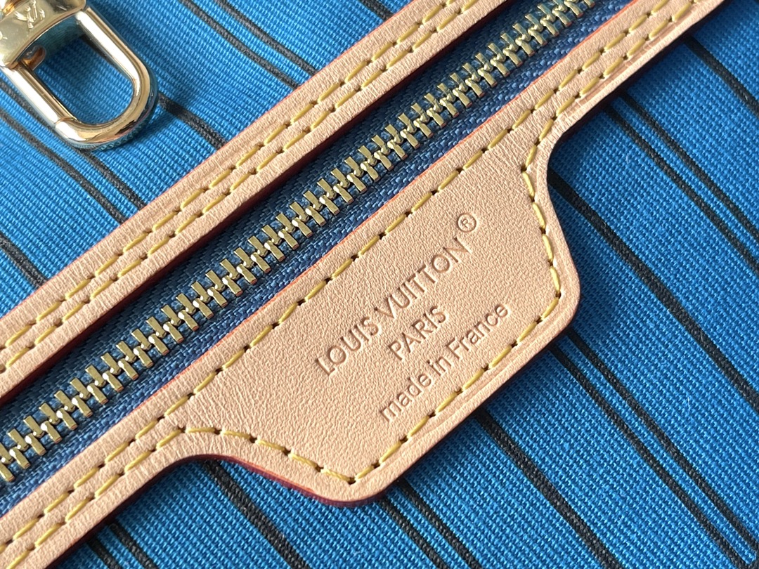 Neverfull Bandoulière Inside Out MM M13753 main 1 image 10