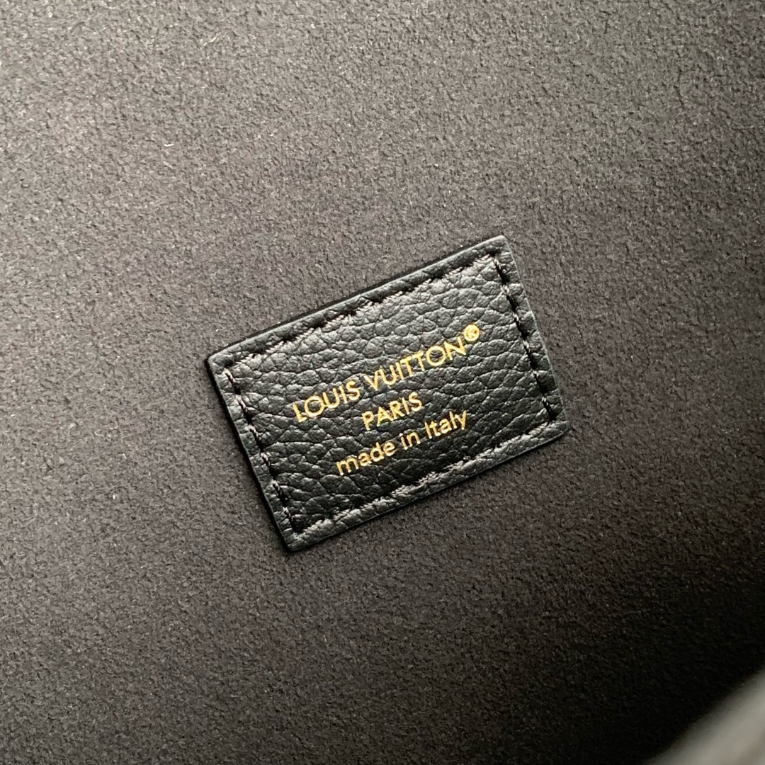 Anytime Flap Bag M14604 main 1 image 8