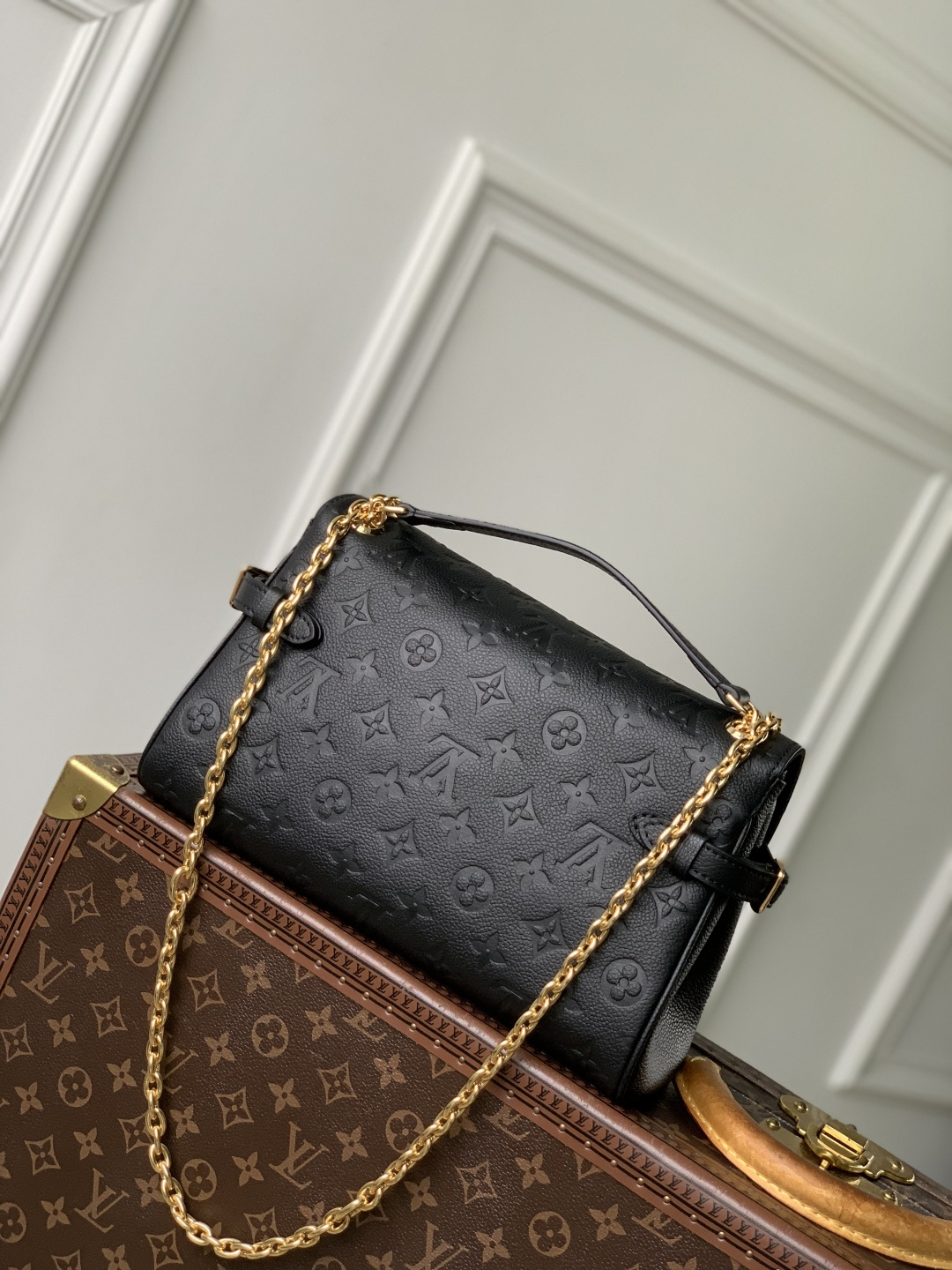 Anytime Flap Bag M14604 main 1 image 10