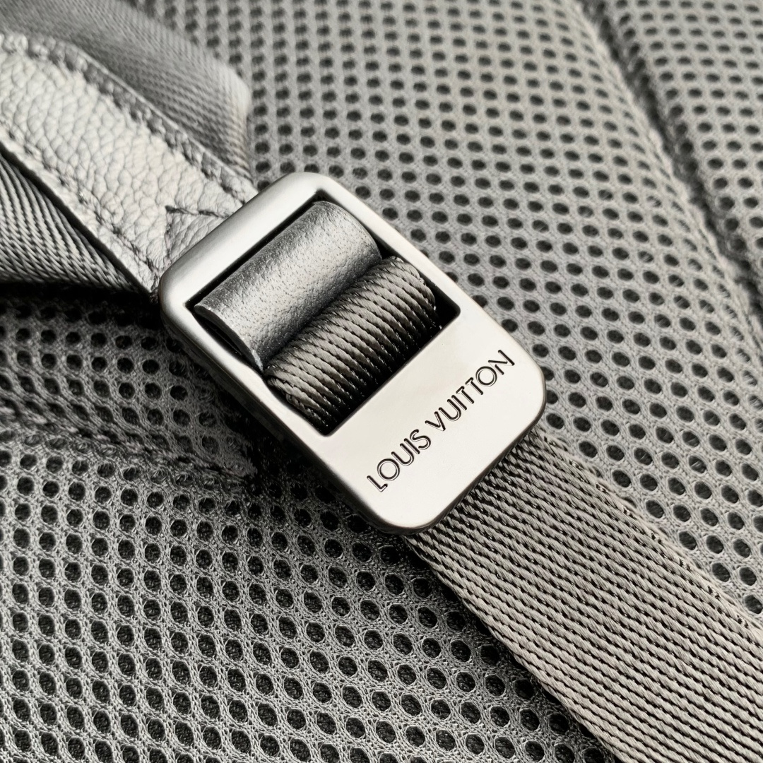 Discovery Work Backpack M15259 front white background image 9