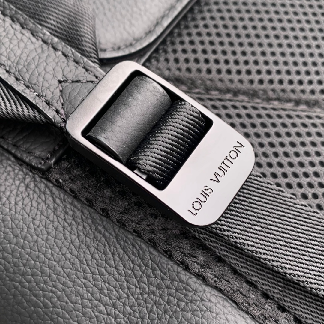 Fastline Backpack M15262 front white background image 9