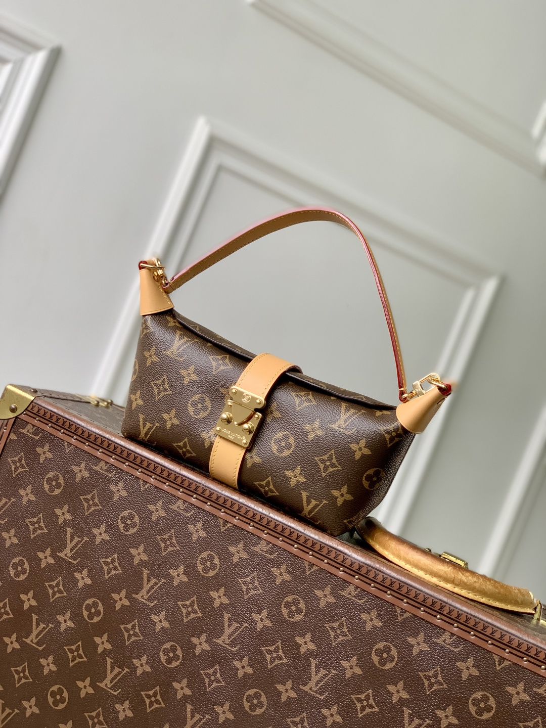 Pochette Mia M26191 front white background image 3