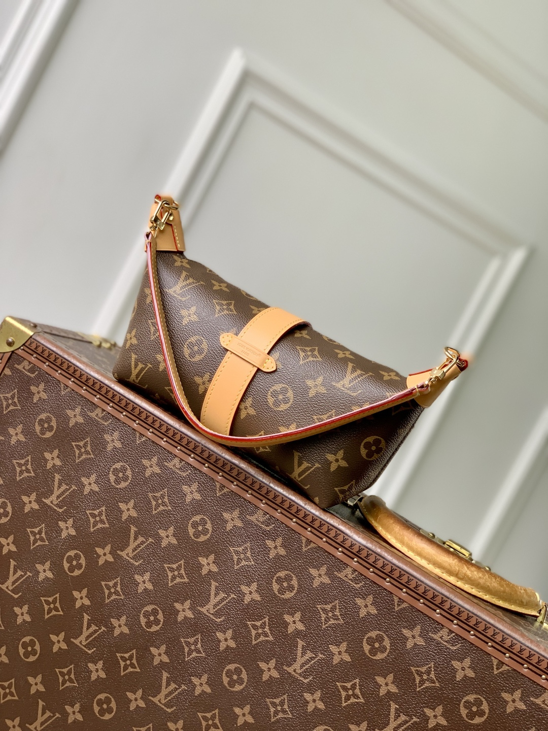 Pochette Mia M26191 front white background image 5