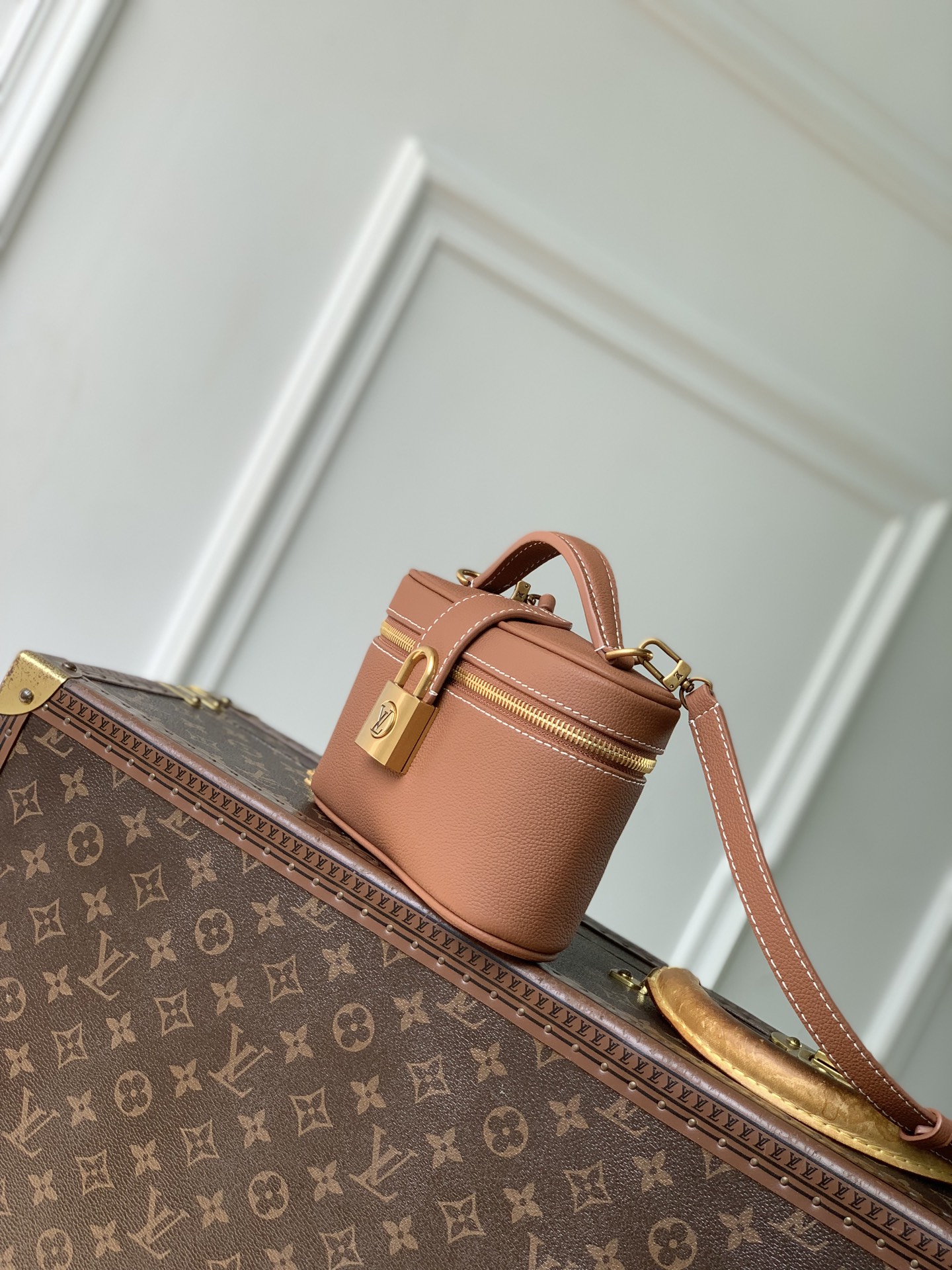 Low Key Vanity Pouch M27505 image 4