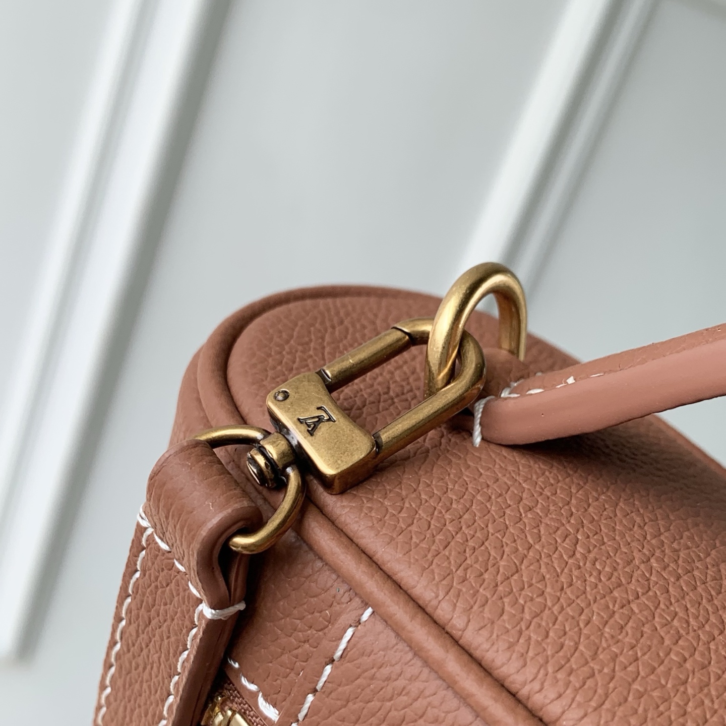 Low Key Vanity Pouch M27505 image 8