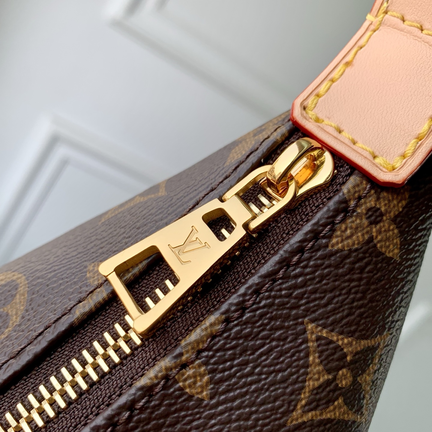 Pochette Hills M27509 image 7