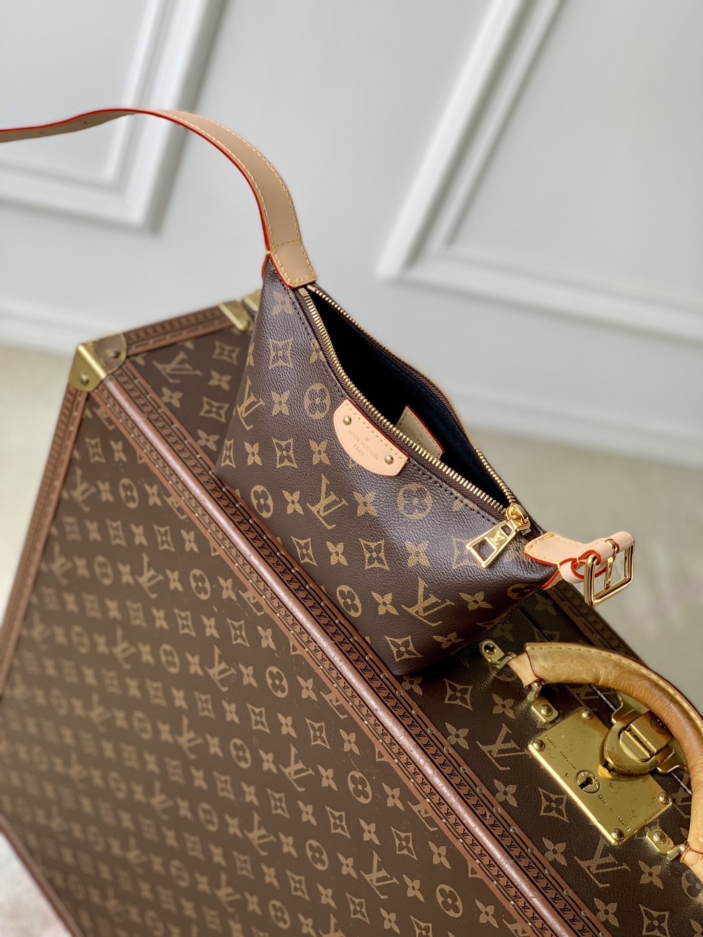 Pochette Hills M27509 image 11