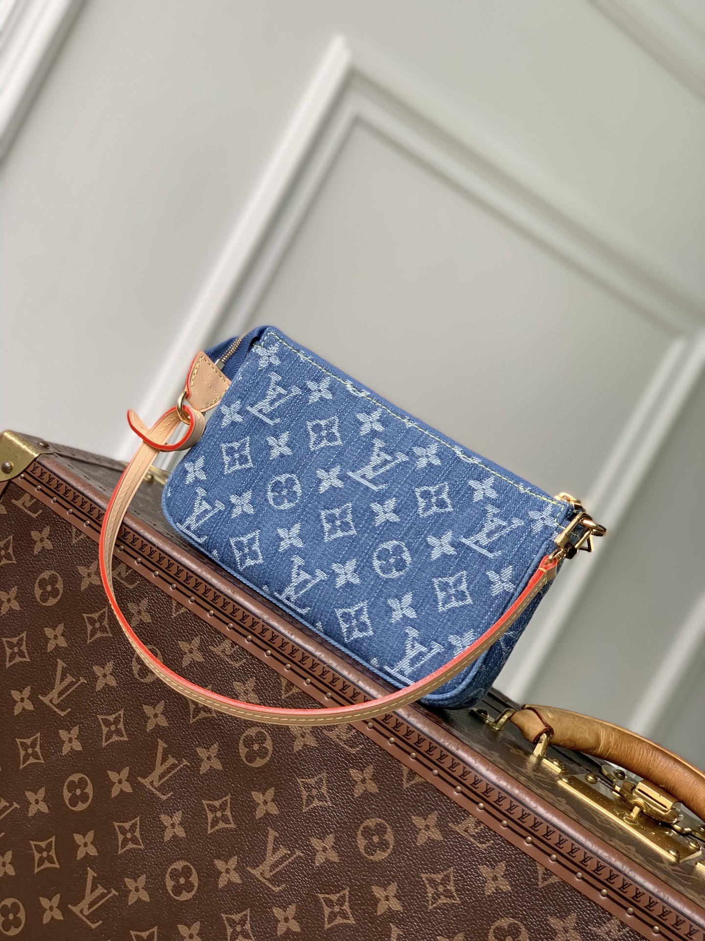 Pochette Accessoire Cargo M27602 image 5