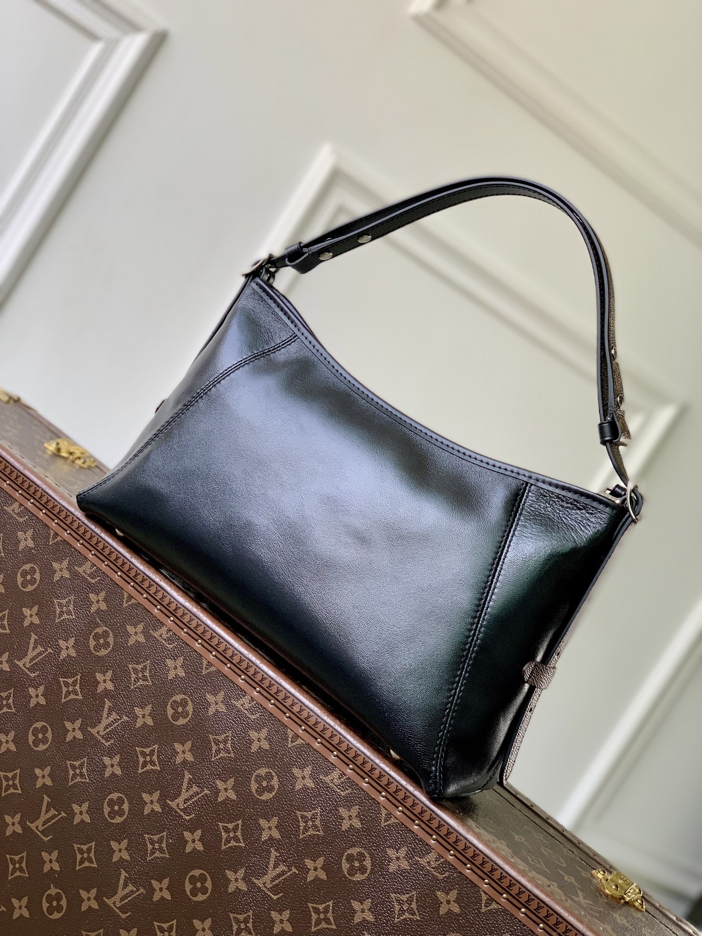 CarryAll East West M28160 main 1 image 3