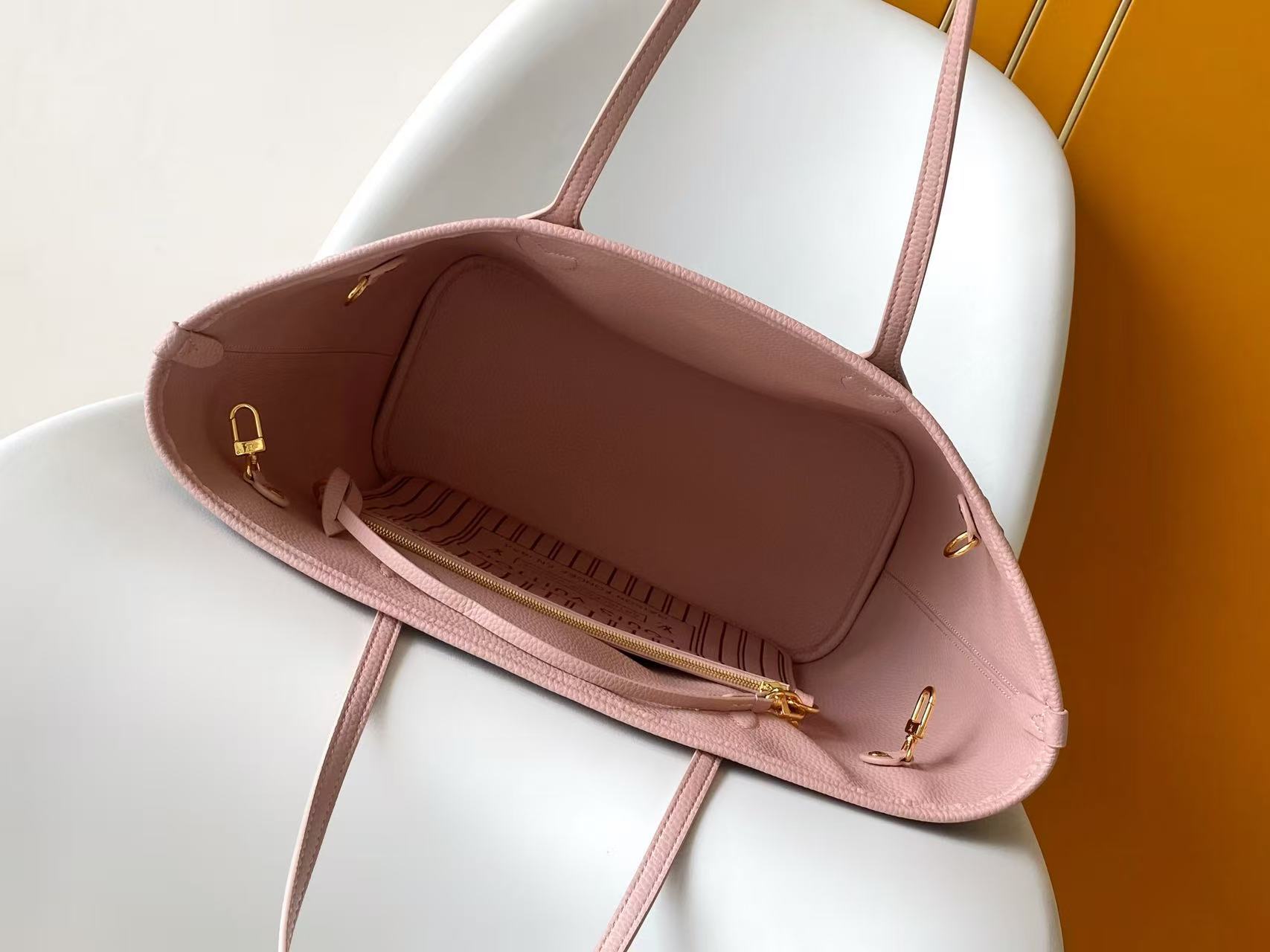 Neverfull Inside Out MM M28375 main 1 image 10
