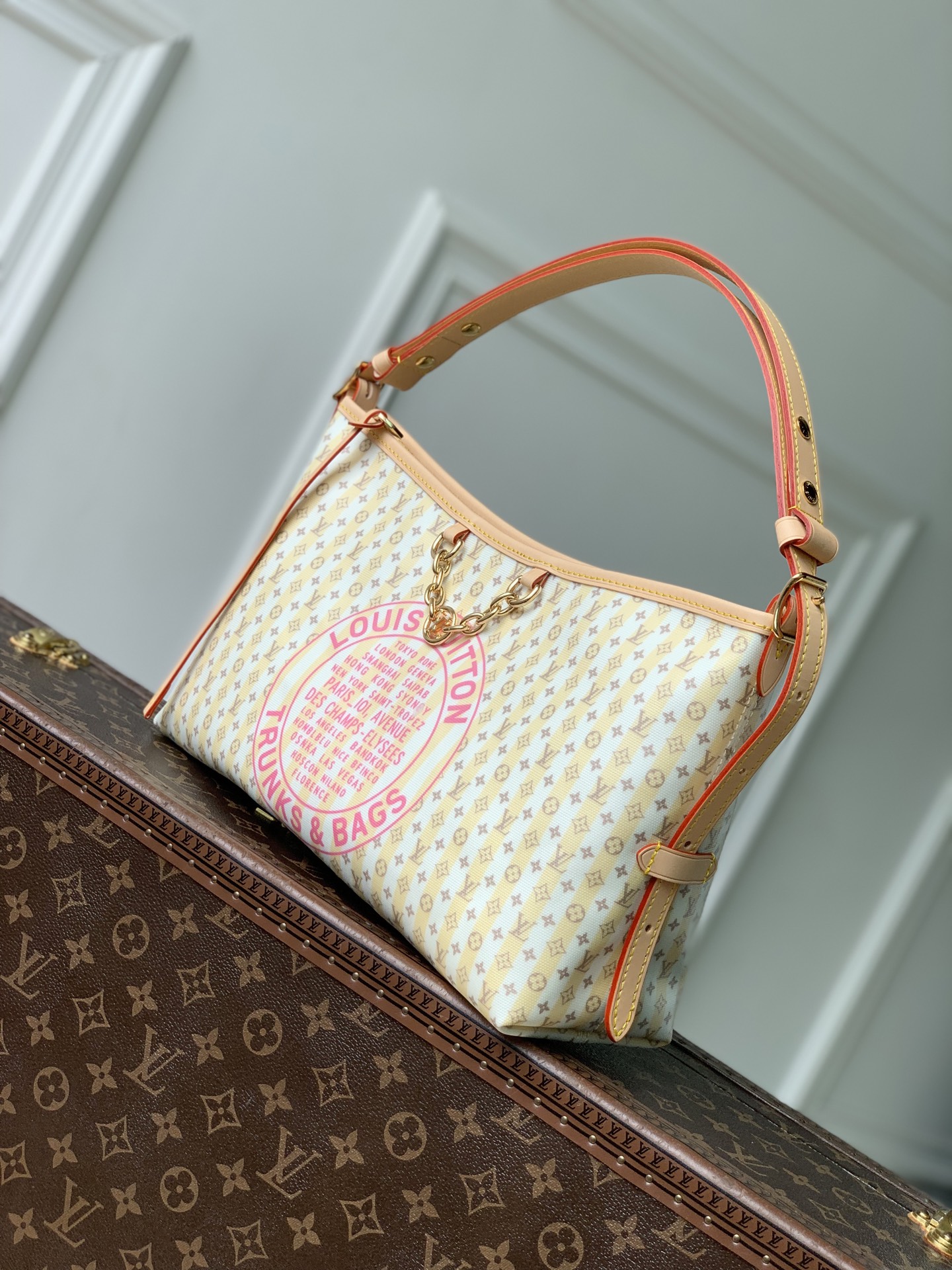 Carryall East West M29139 main 1 image 3