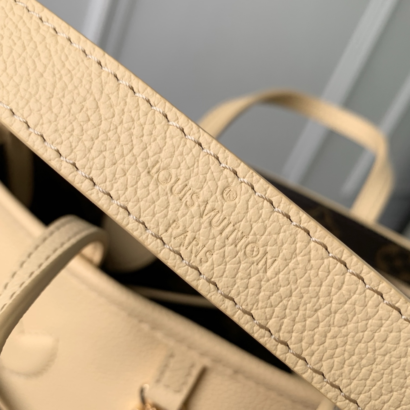 Neverfull Inside Out BB M29228 main 1 image 9