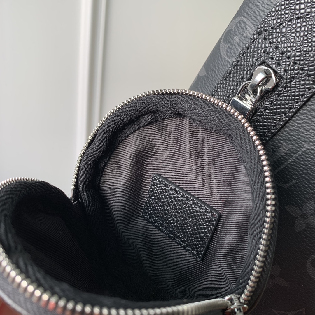 Duo Slingbag M30936 front white background image 9