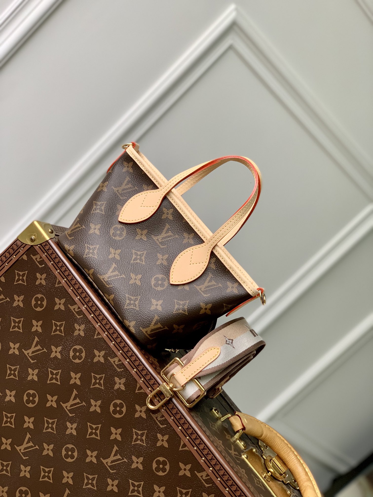Neverfull BB M46705 main 1 image 5