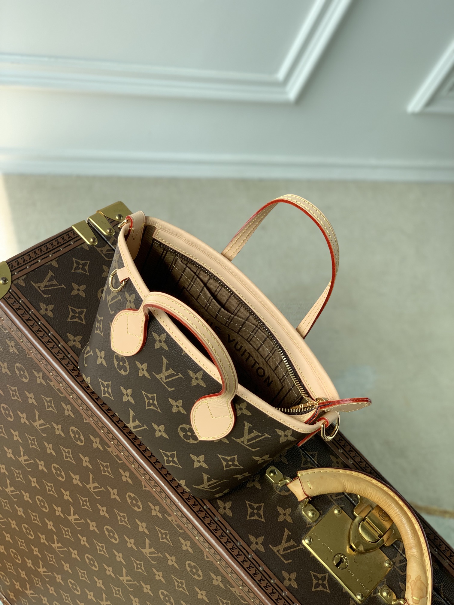Neverfull BB M46705 main 1 image 10