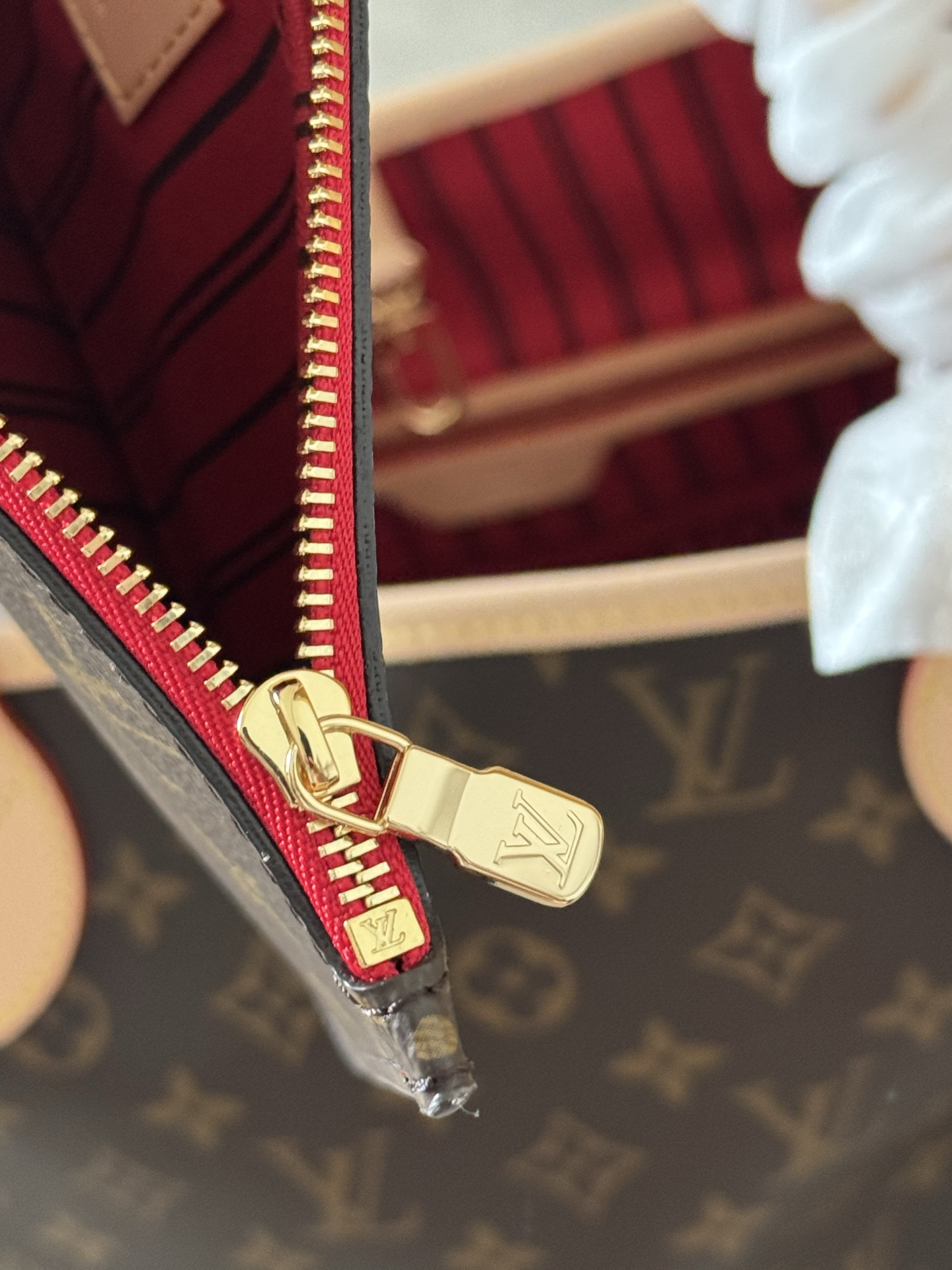 Neverfull MM M46987 main 1 image 7