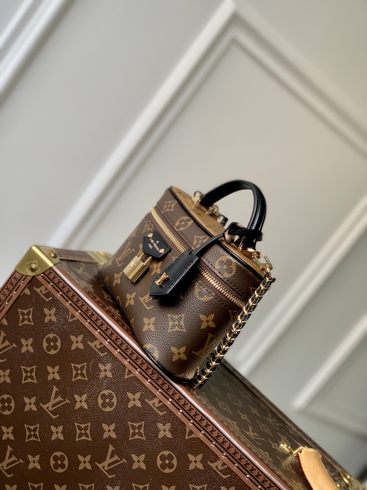 Vanity Chain Pouch M47125 main 1 image 5