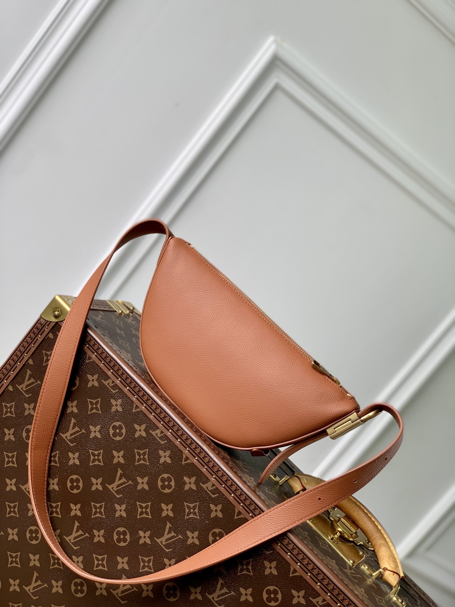 Low Key Bumbag M83546 front white background image 3