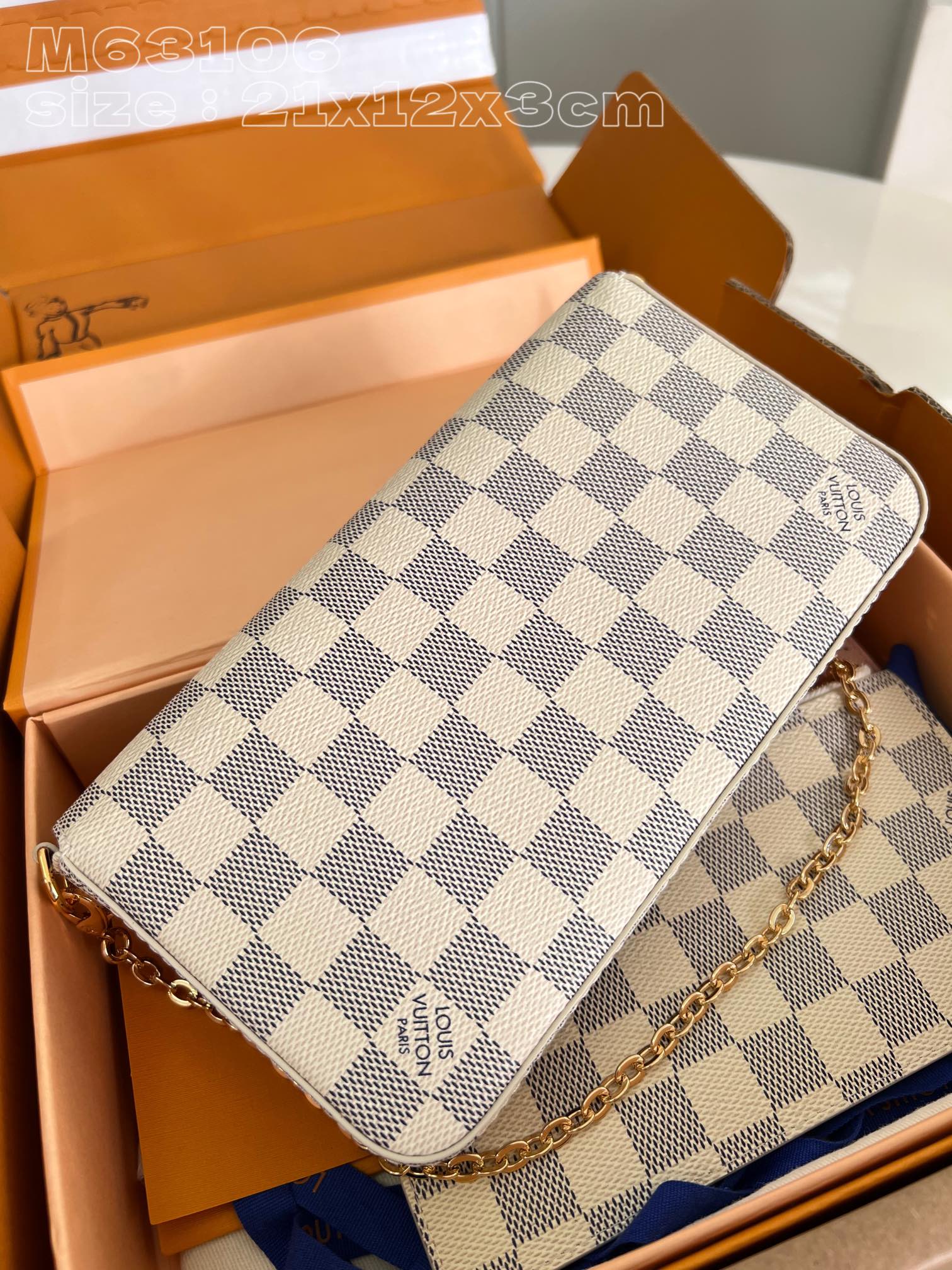 Pochette Félicie N40491 front white background image 7
